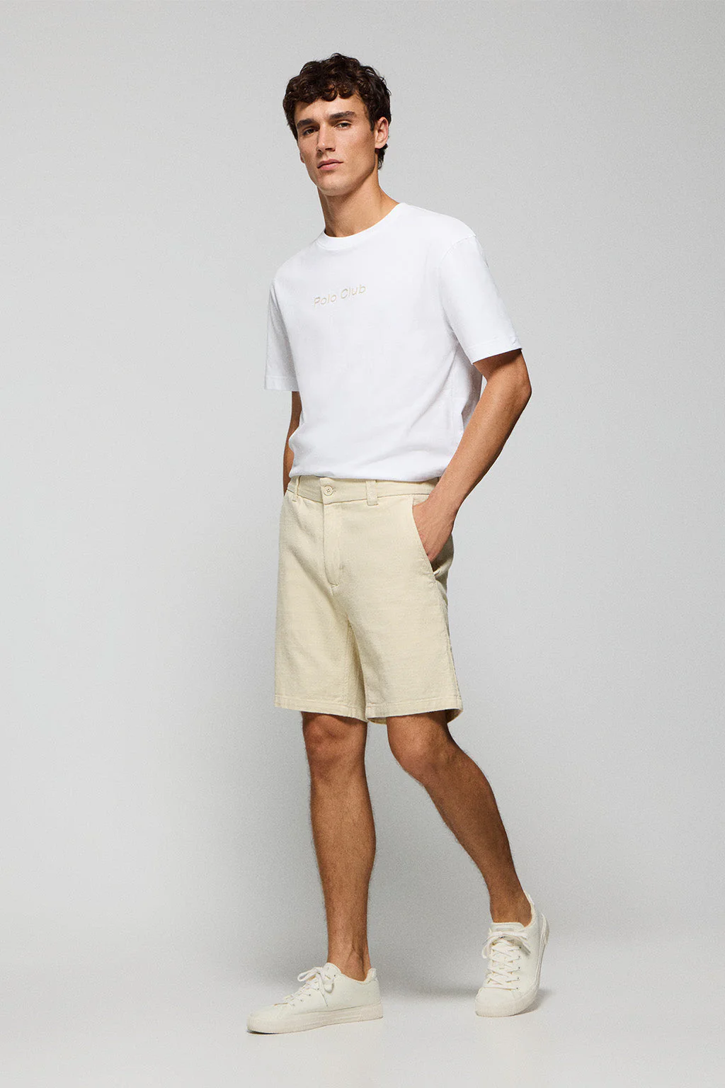 Pantalón corto Bali de lino y algodón color arena con detalles bordados Polo Club