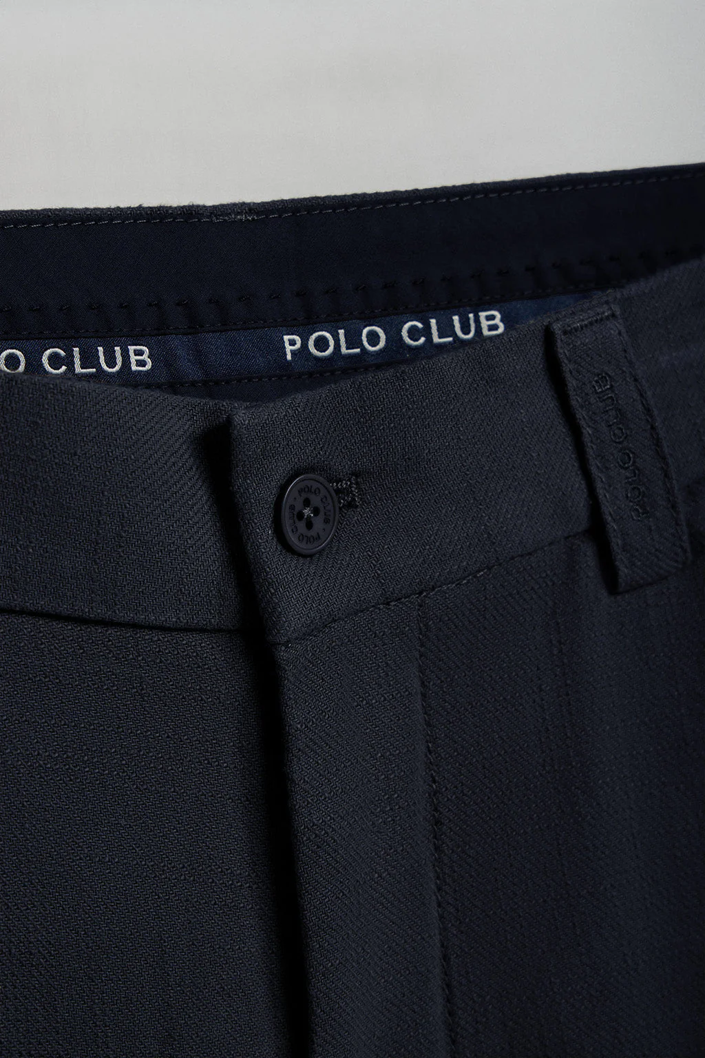 Pantalón corto Bali de lino y algodón azul marino con detalles bordados Polo Club - Image 6