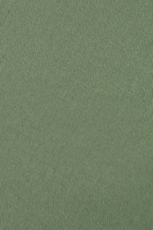 Bermuda relajada verde claro con logo bordado - Image 11
