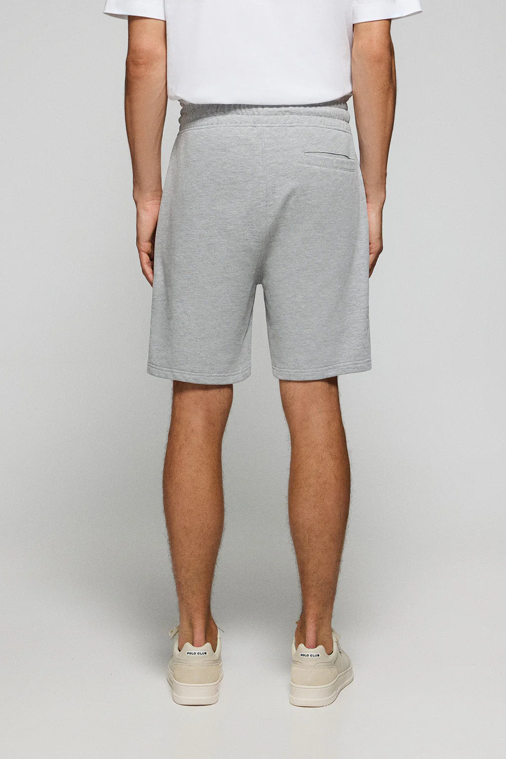 Bermuda Jonas gris vigoré de algodón y patrón relaxed fit con parche en sarga engomado Polo Club - Image 4