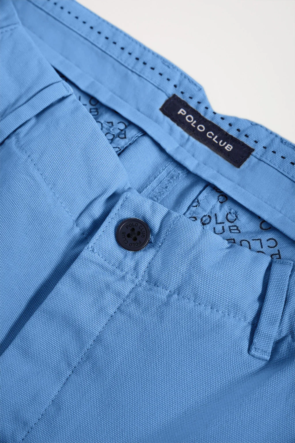 Bermuda cargo azul con logo bordado - Image 6
