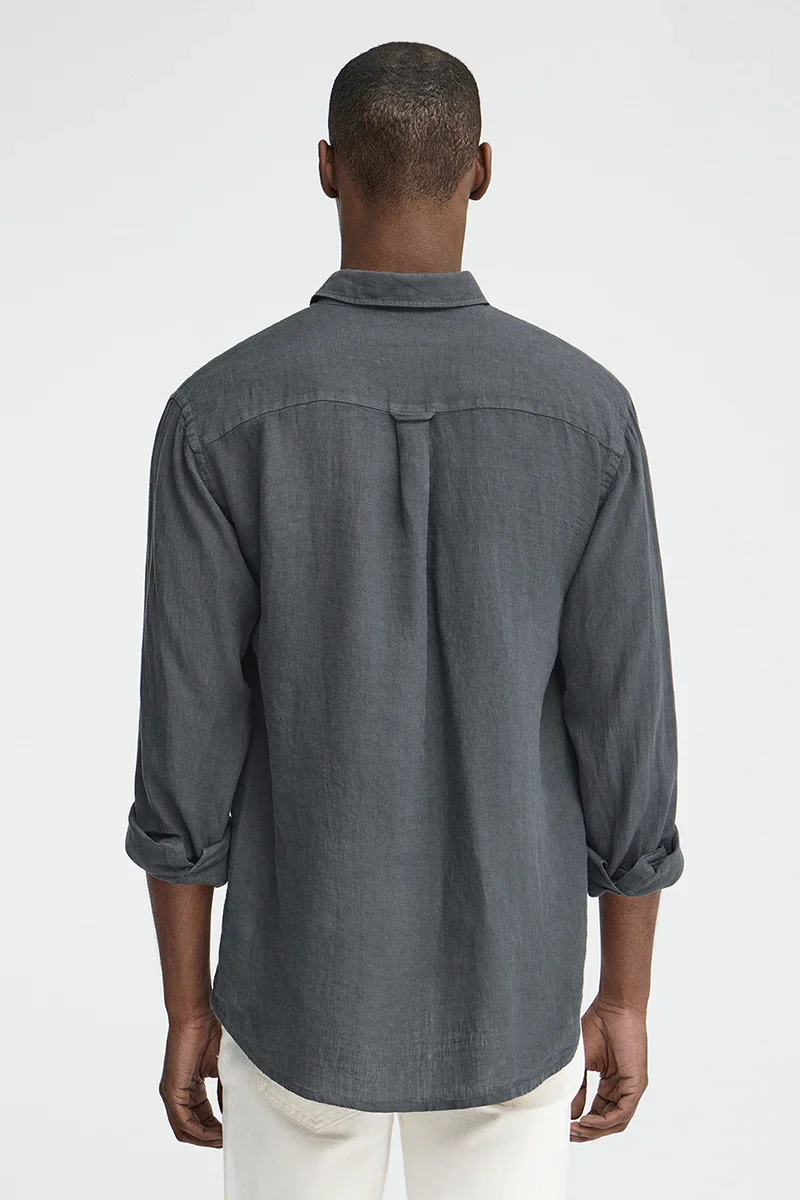 Camisa gris piedra de lino de corte regular con bordado Polo Club - Image 5