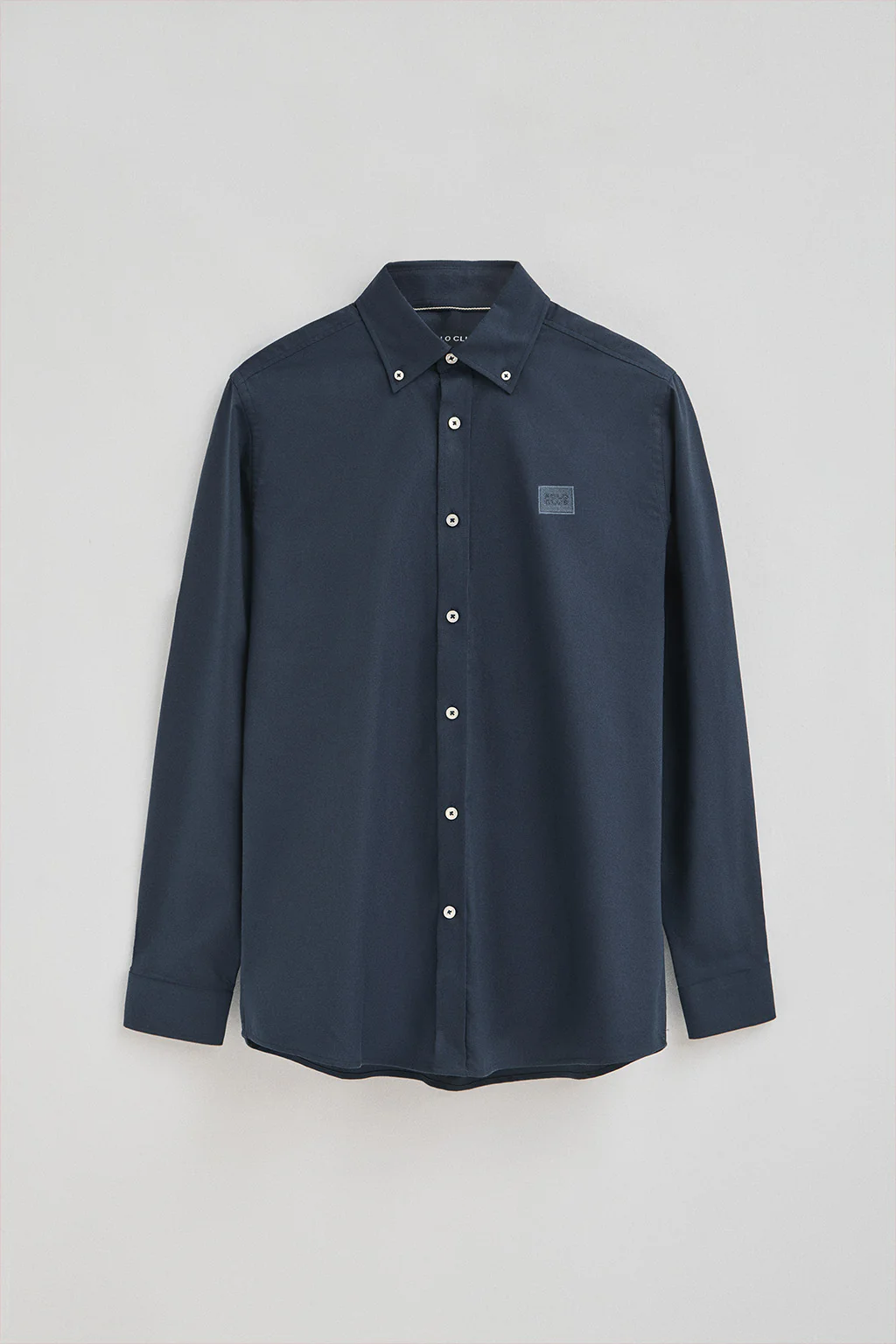 Camisa azul marino de corte regular y cuello abotonado con logo Polo Club - Image 8