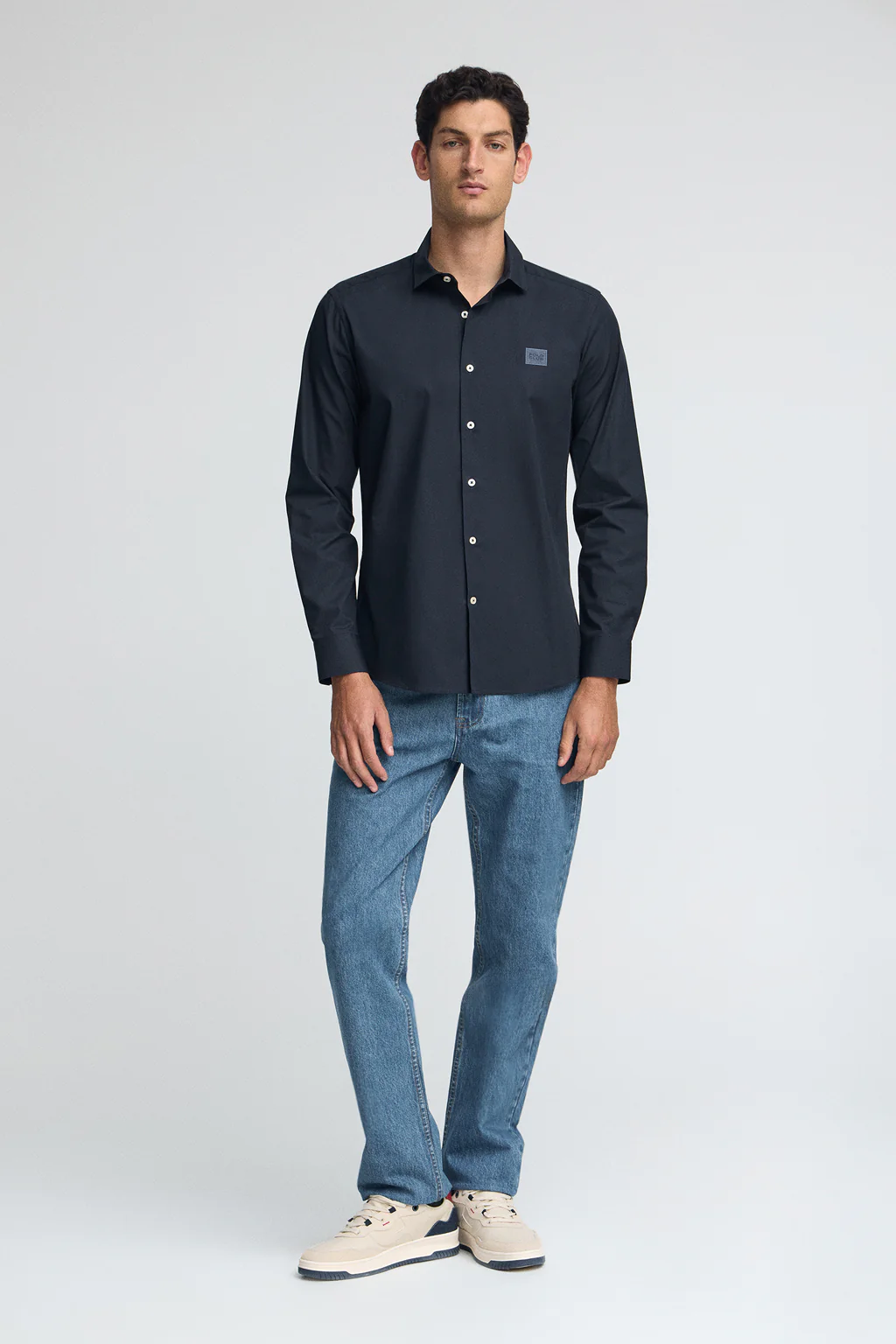 Camisa azul marino de corte slim y cuello italiano con logo Polo Club - Image 4