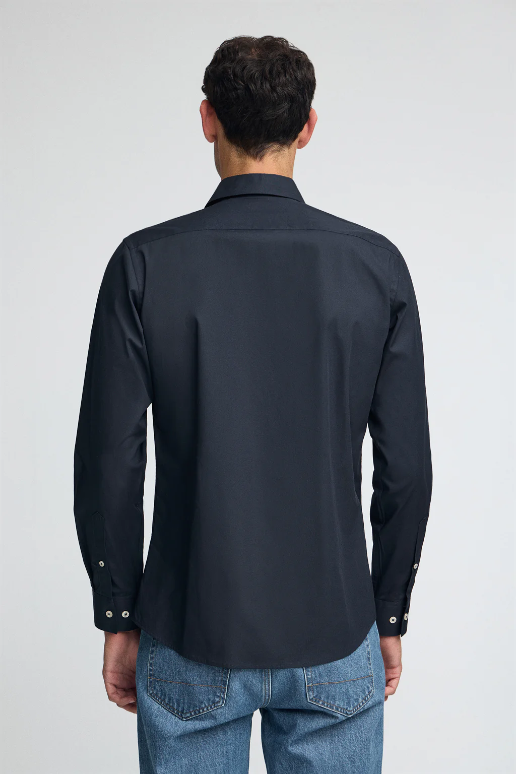 Camisa azul marino de corte slim y cuello italiano con logo Polo Club - Image 5