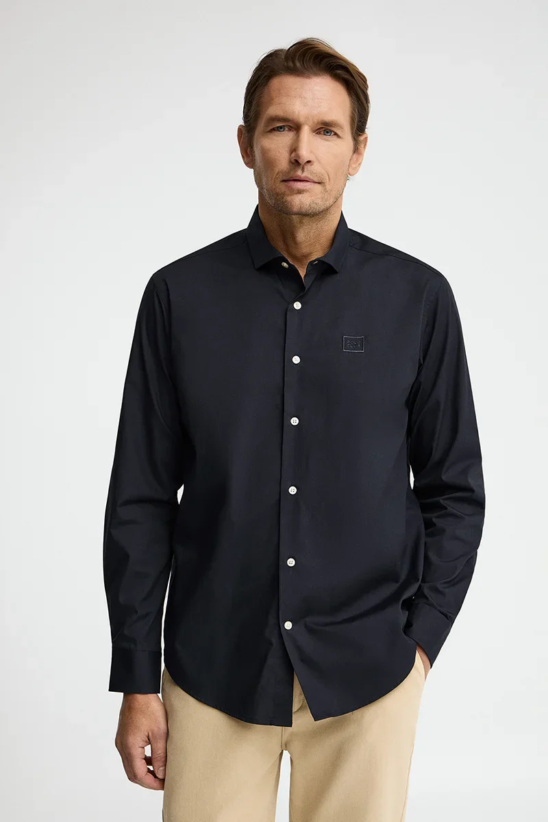 Camisa popelín azul marino de corte regular con logo Polo Club