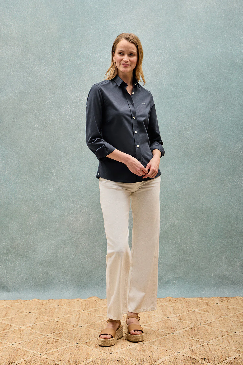 Camisa regular fit azul marino con bordado Polo Club - Image 4