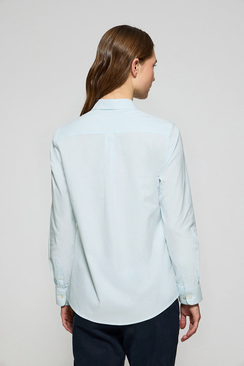 Camisa a rayas color aguamarina con logo bordado - Image 6