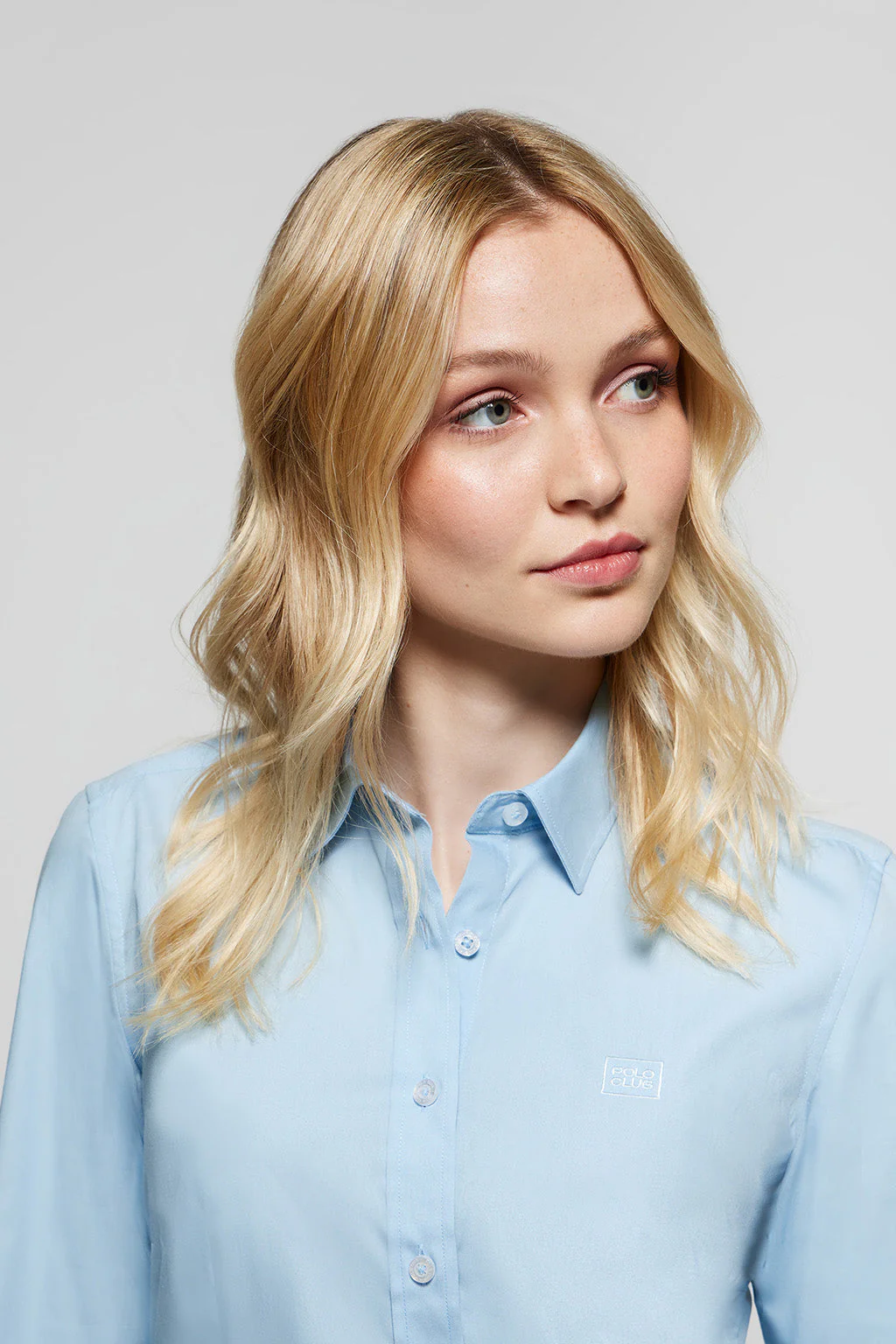 Camisa azul celeste Slim fit de popelín con logo - Image 4