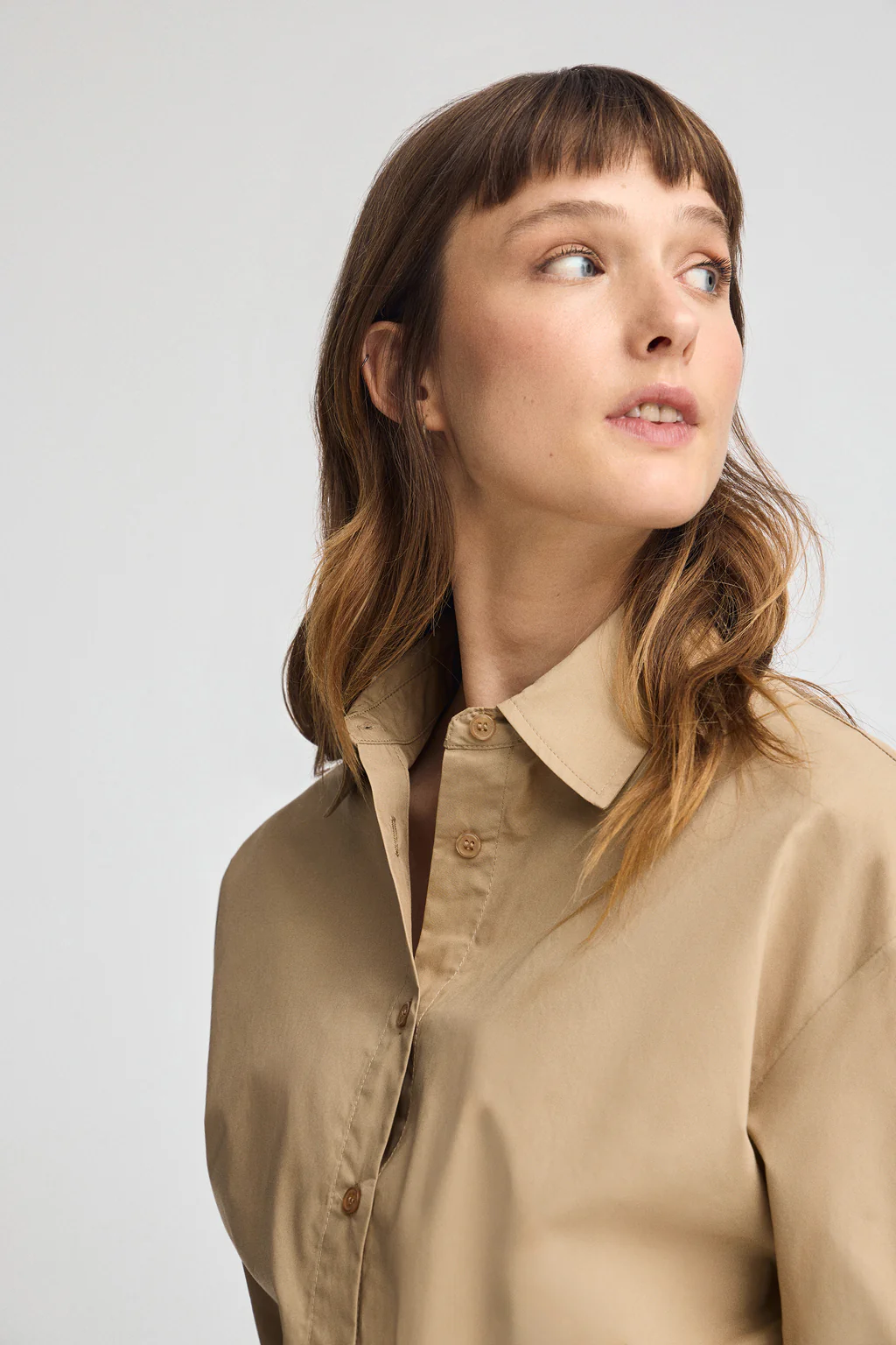 Blusa camel Corina - Image 3