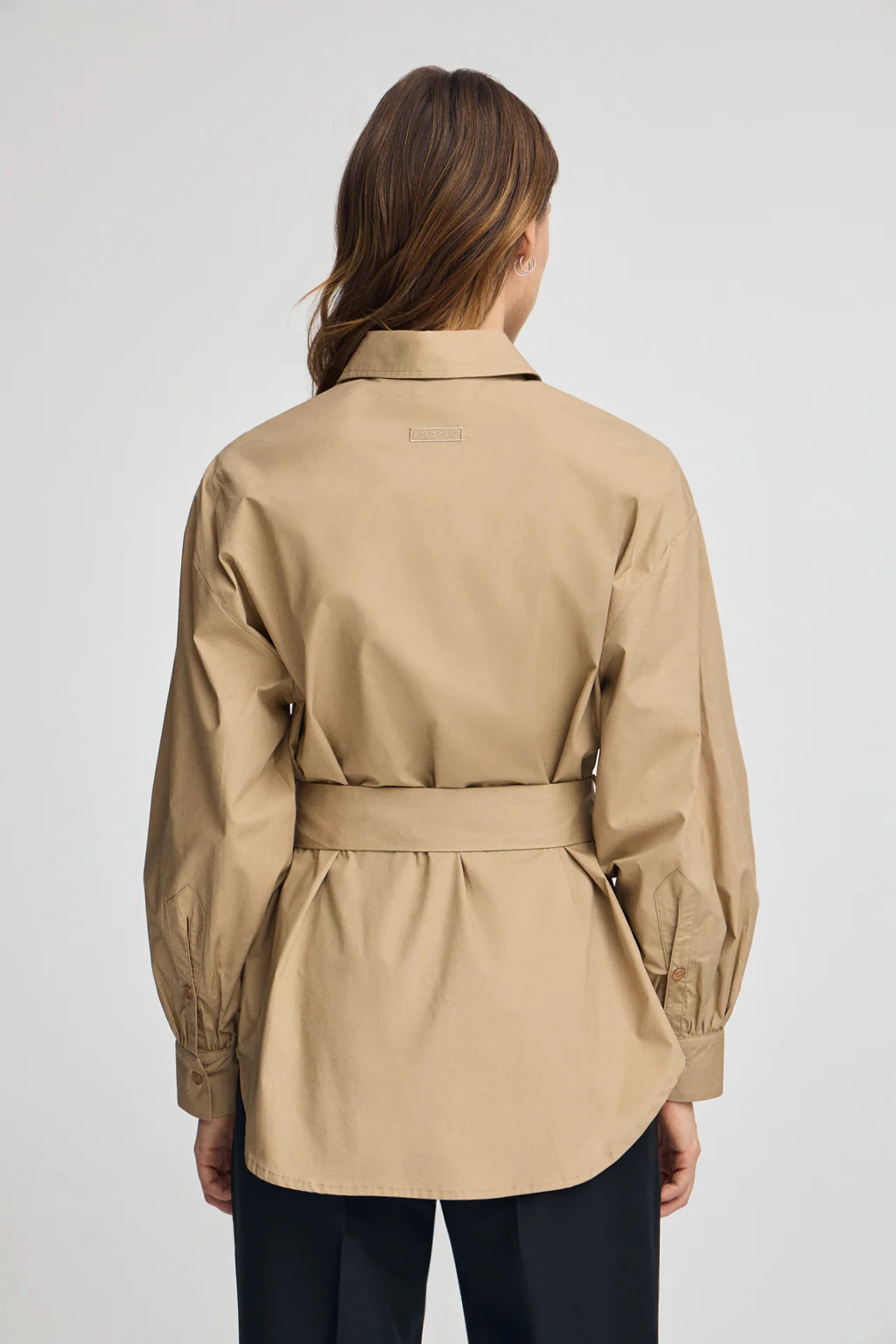 Blusa camel Corina - Image 6