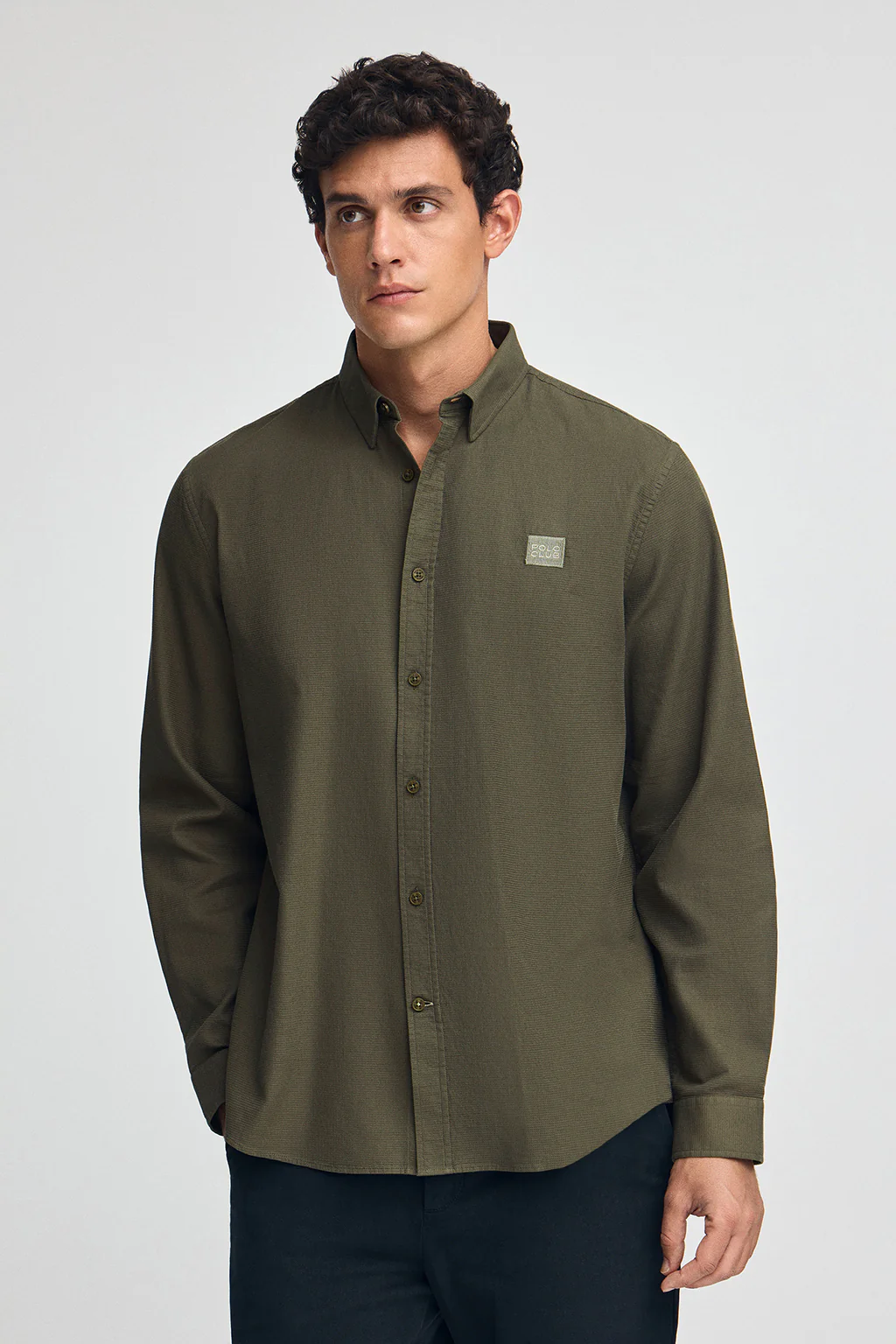 Camisa verde oliva de corte regular cuello con botones y logo Polo Club