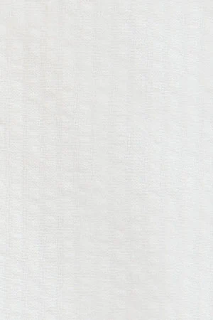Camisa blanca con efecto arrugado de corte regular con logo Rigby Go - Image 10