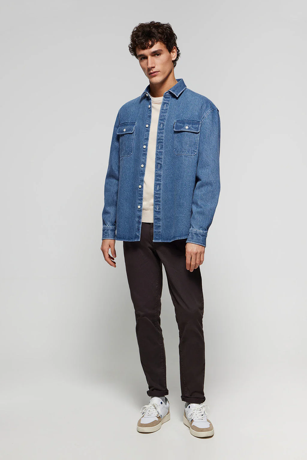 Sobrecamisa denim con bolsillos y logo bordado Polo Club - Image 3