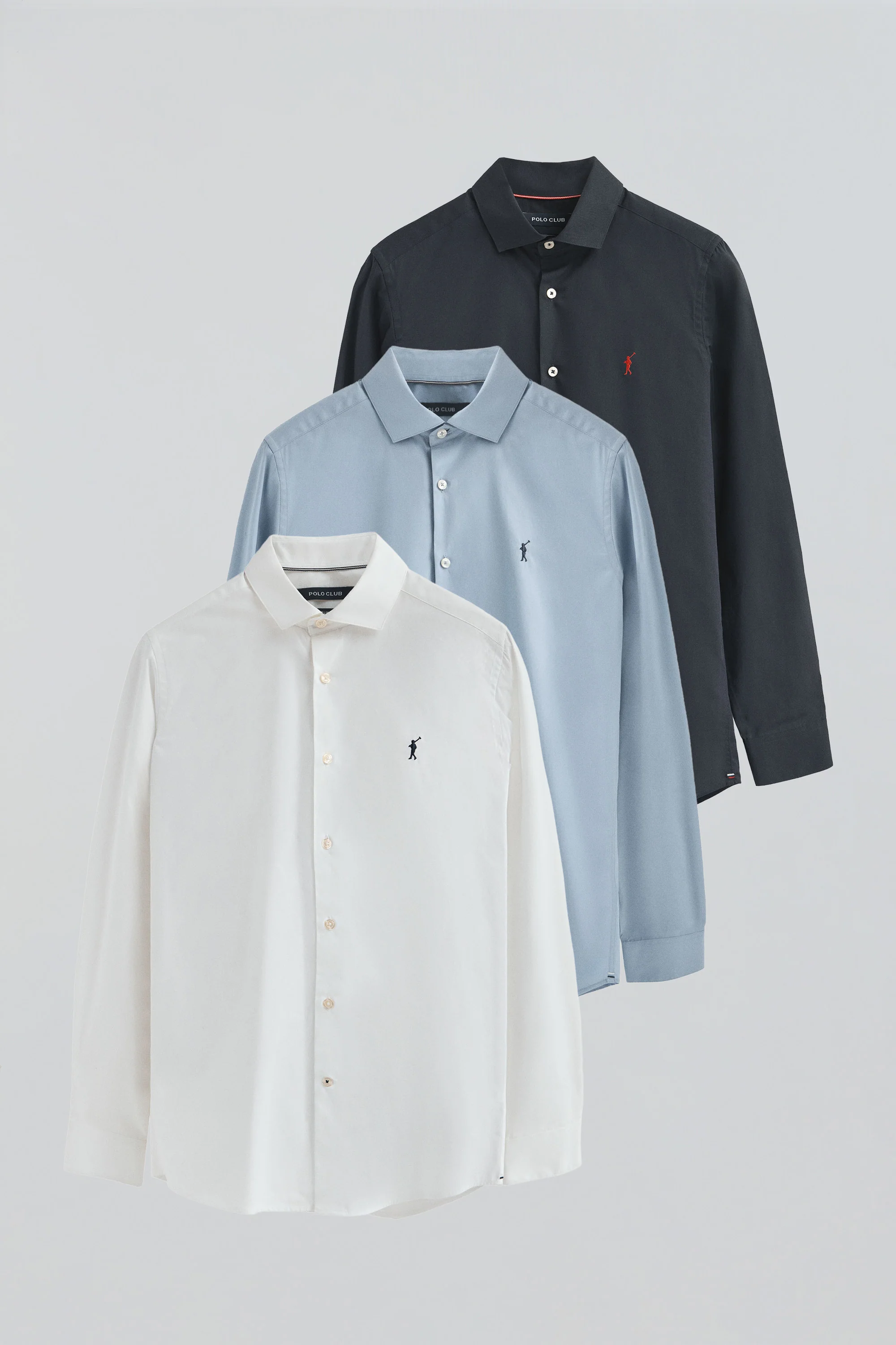 Pack hombre de tres camisas blanca azul marino y azul celeste de poplin y corte slim con logo Rigby Go - Image 12