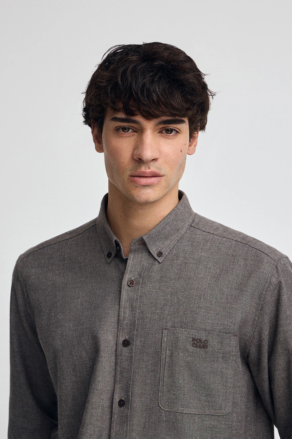 Camisa marrón de corte regular y con logo Polo Club - Image 3