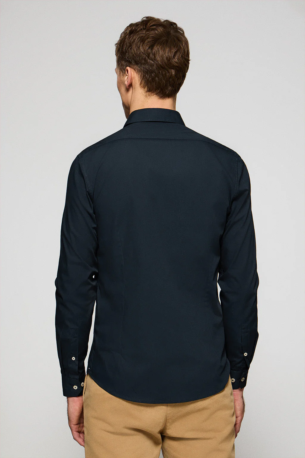 Camisa Super Slim de popelín azul marino con monograma bordado - Image 5