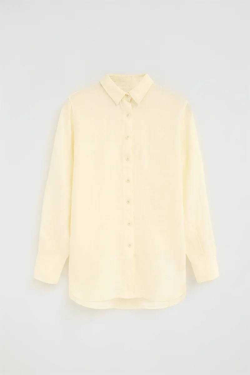 Camisa amarillo pastel de lino con corte relajado y bordado Polo Club - Image 6