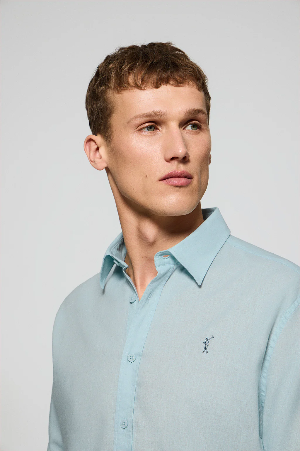 Camisa color aguamarina regular de lino y algodón con bordado Rigby Go - Image 3