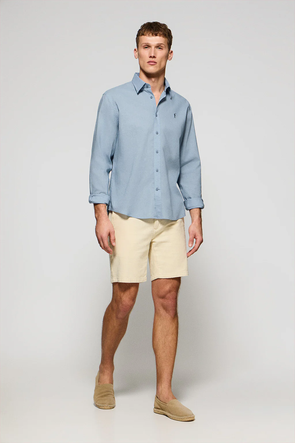 Camisa azul celeste regular de lino y algodón con bordado Rigby Go - Image 3