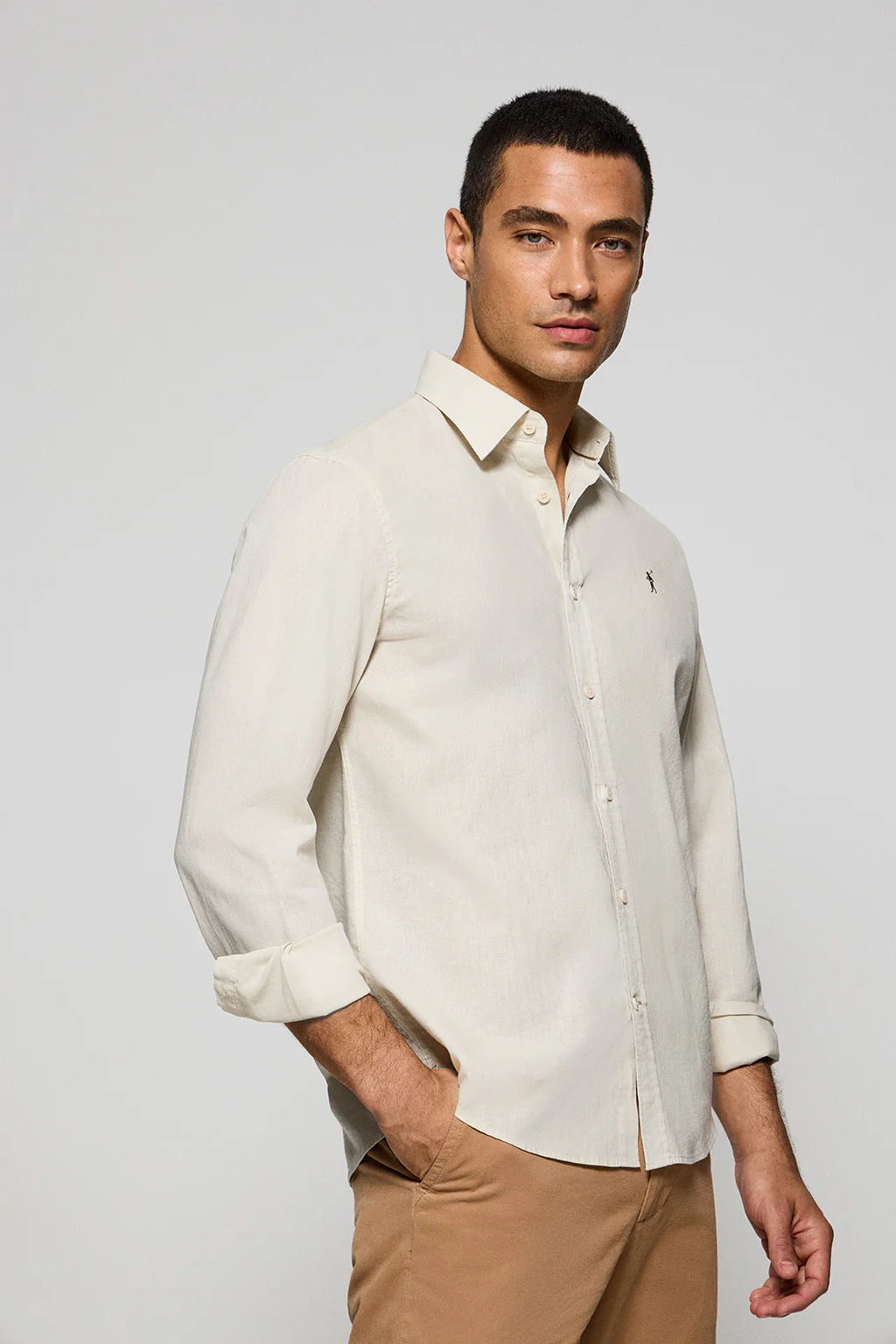 Camisa beige regular de lino y algodón con bordado Rigby Go