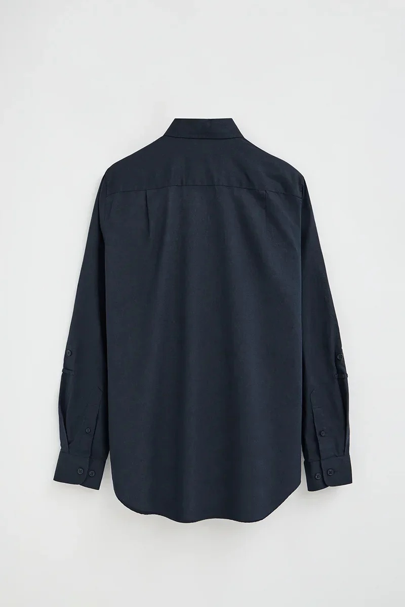 Camisa cotolino azul marino de corte regular con logo Rigby Go - Image 8