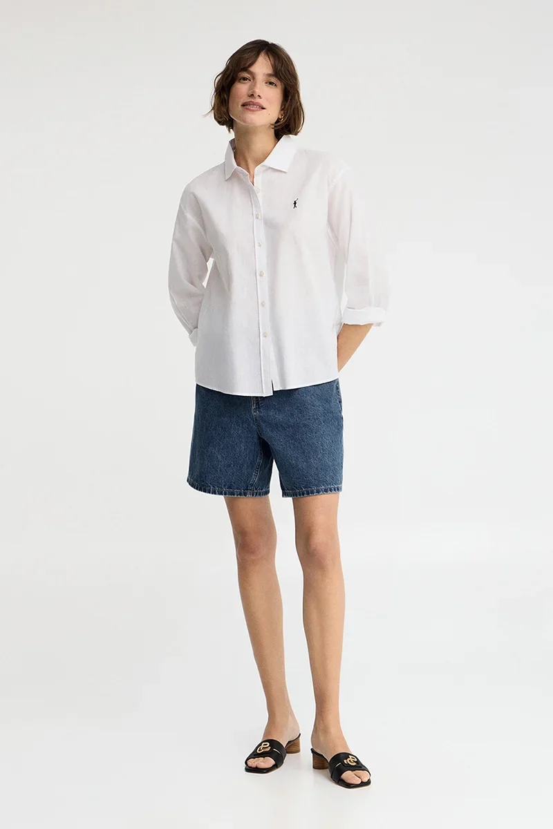 Camisa cotolino blanca de corte holgado y bordado Rigby Go - Image 4