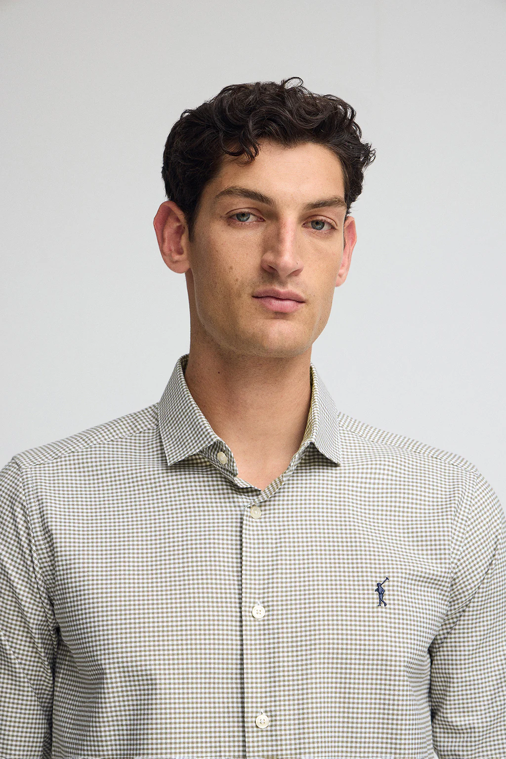 Camisa verde militar de corte slim y cuadros vichy con logo Rigby Go - Image 2