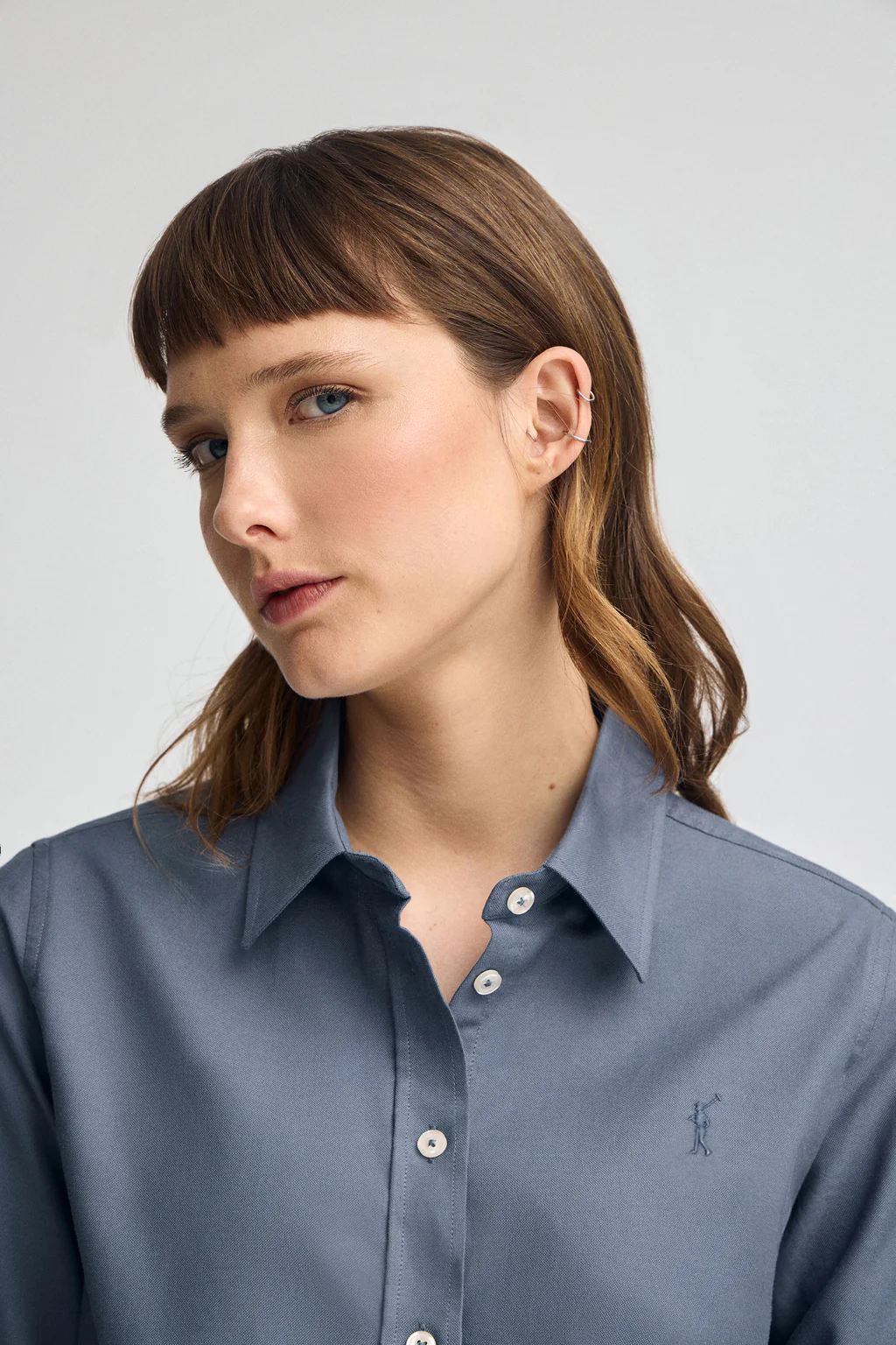 Camisa azul denim de corte recto con logo Rigby Go - Image 2