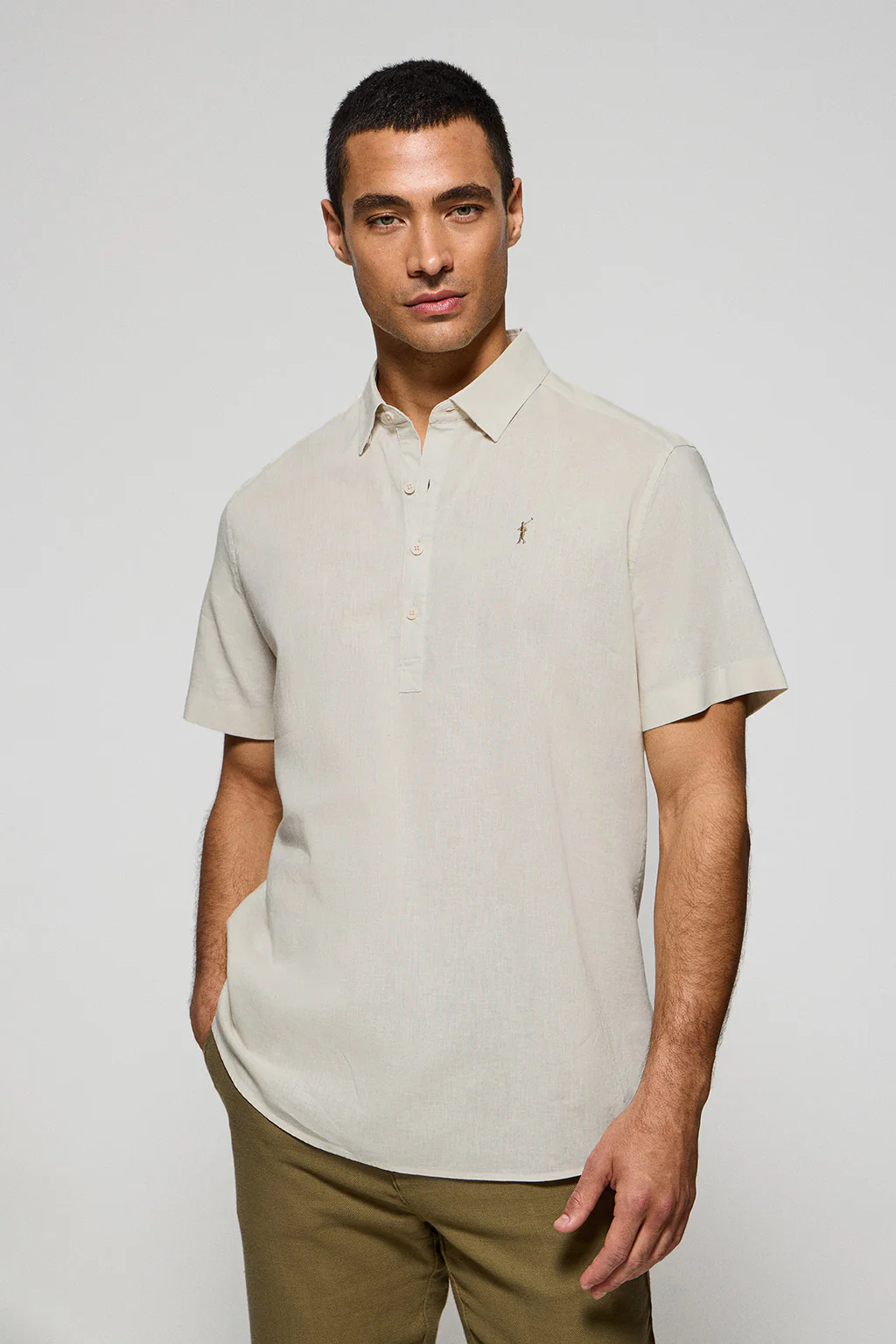 Camisa color crema polera de lino y algodón con bordado Rigby Go