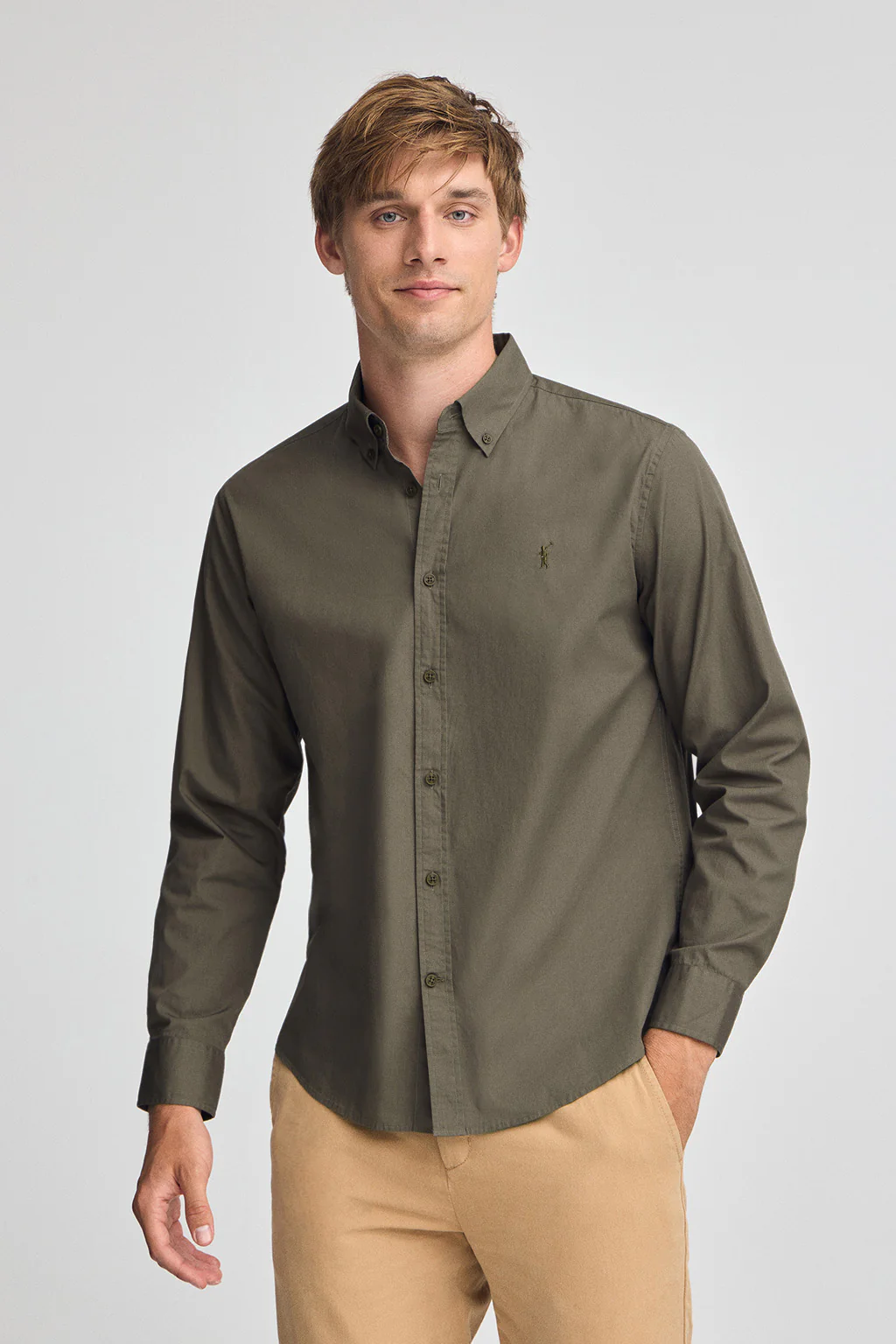 Camisa verde militar de poplin y corte regular con logo Rigby Go