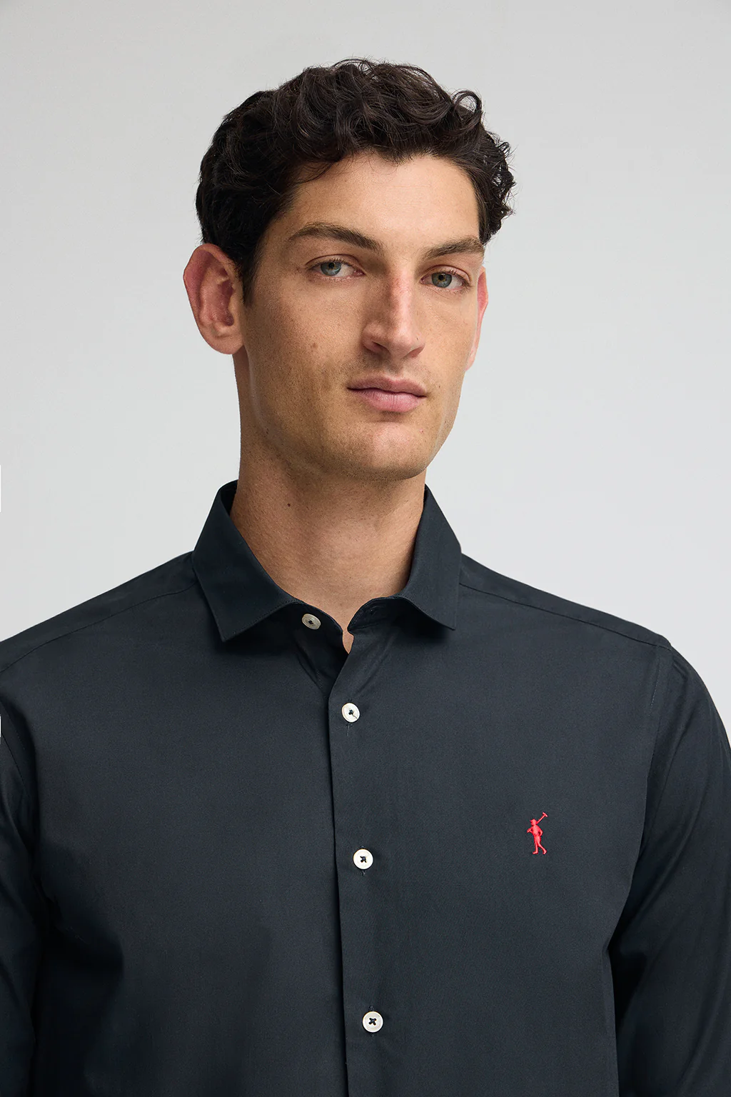 Camisa azul marino de poplin y corte slim con logo Rigby Go - Image 2