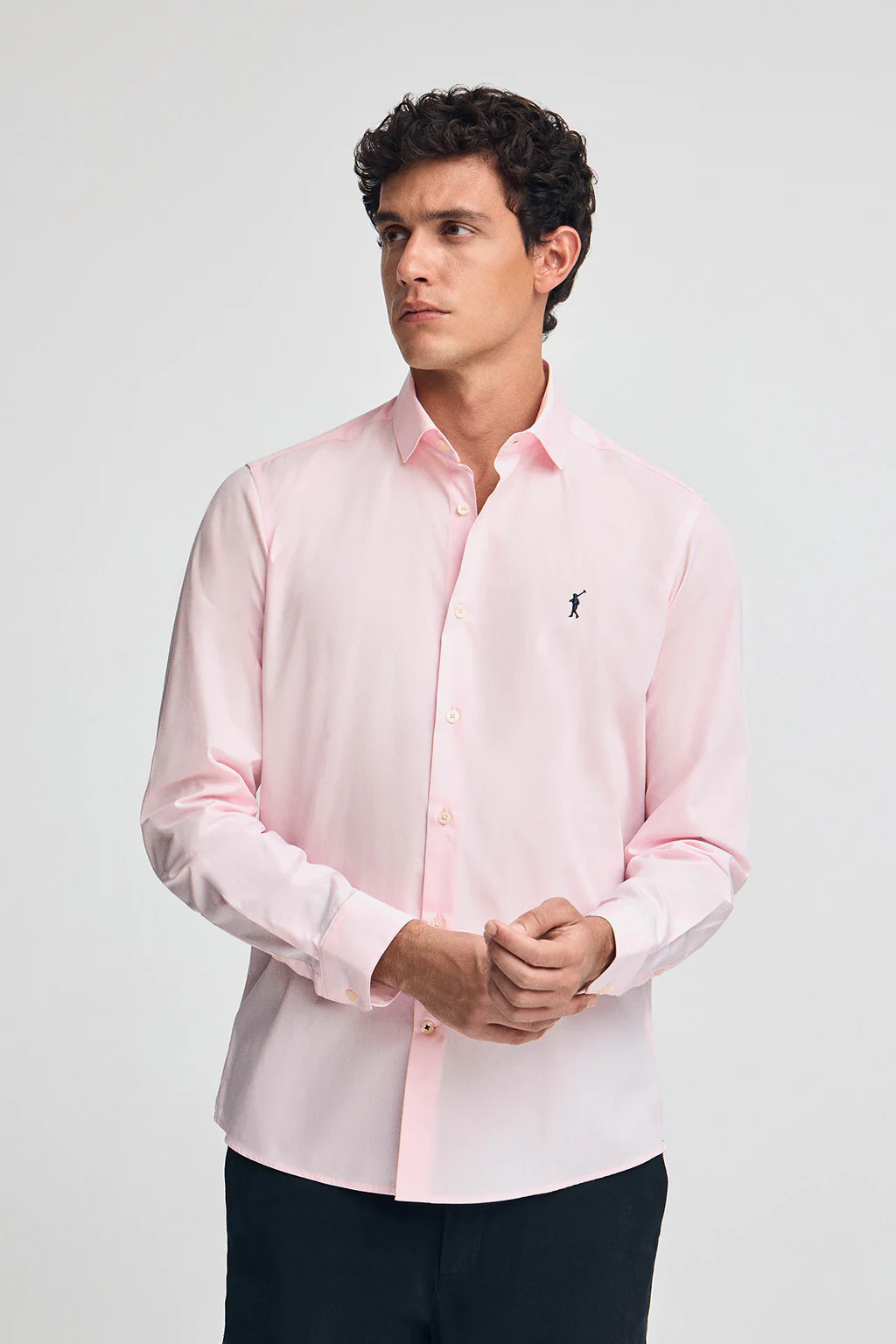 Camisa rosa de poplin y corte slim con logo Rigby Go