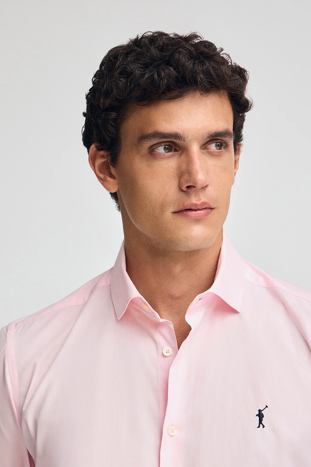 Camisa rosa de poplin y corte slim con logo Rigby Go - Image 2