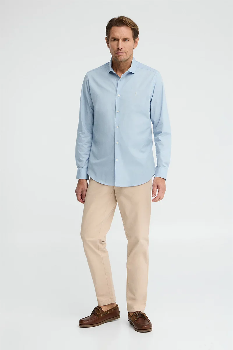 Camisa azul claro de corte slim con logo Rigby Go - Image 3