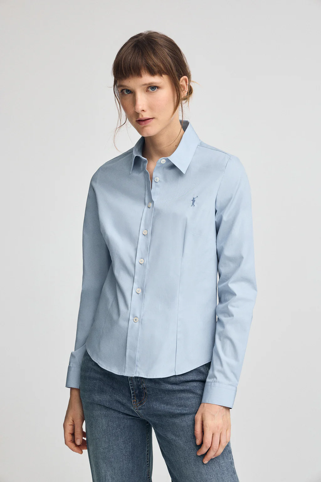 Camisa azul celeste de corte slim con logo Rigby Go