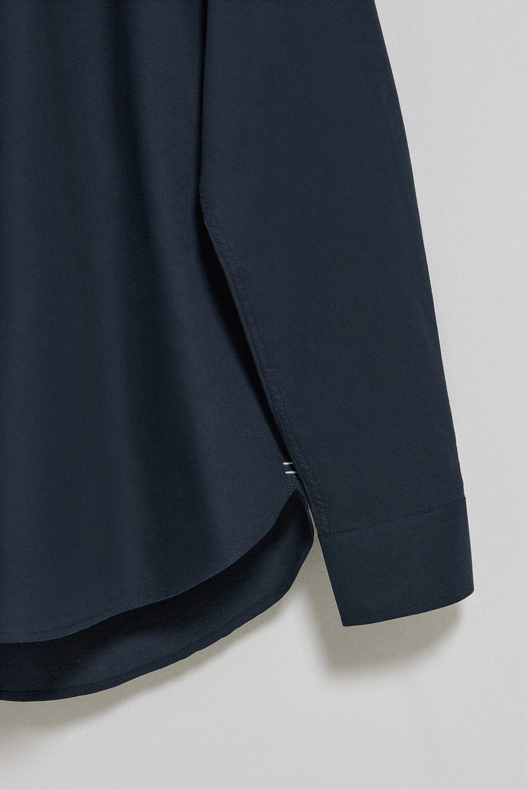 Camisa oxford azul marino con logo bordado Rigby Go - Image 7