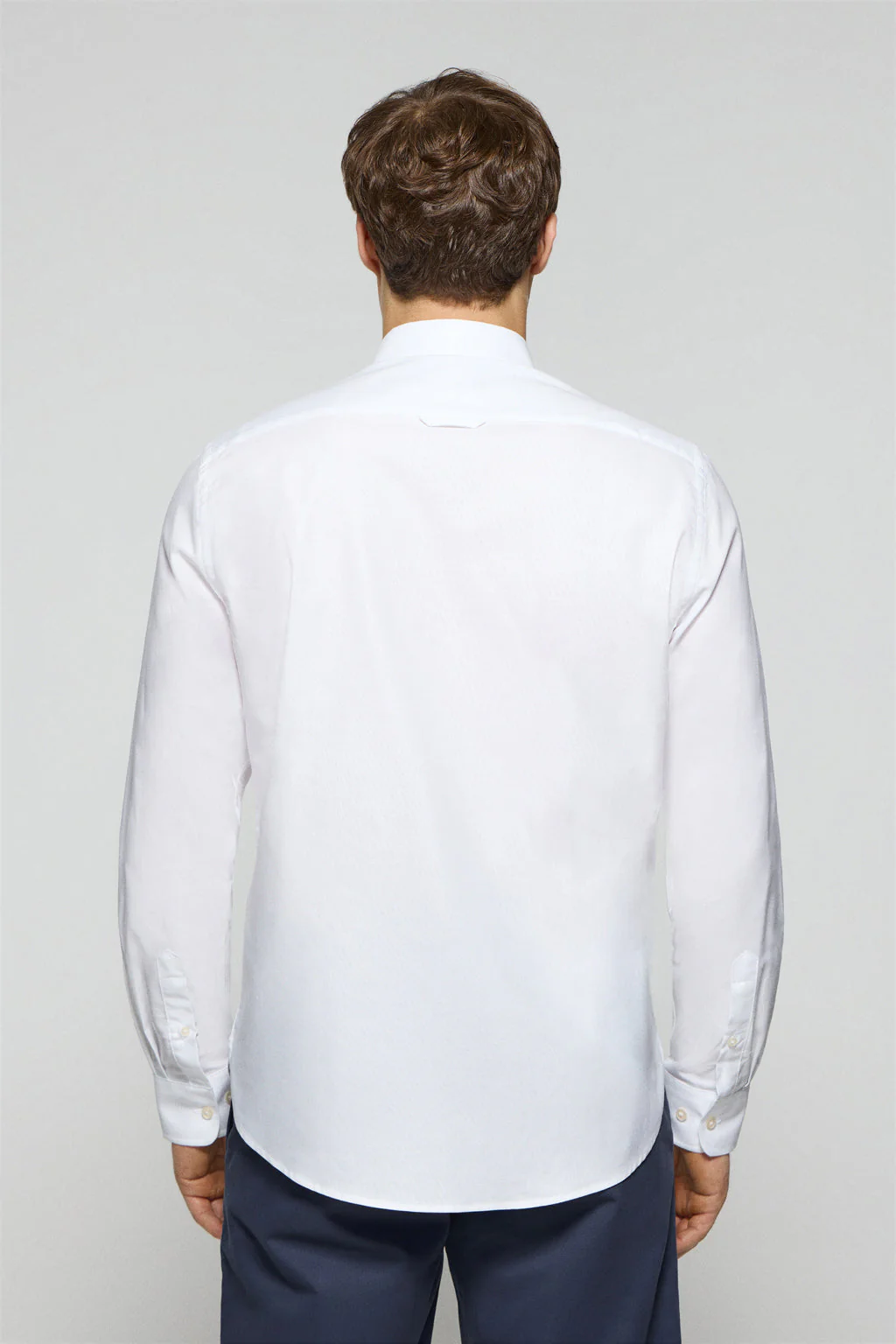 Camisa oxford blanca con logo bordado Rigby Go - Image 4