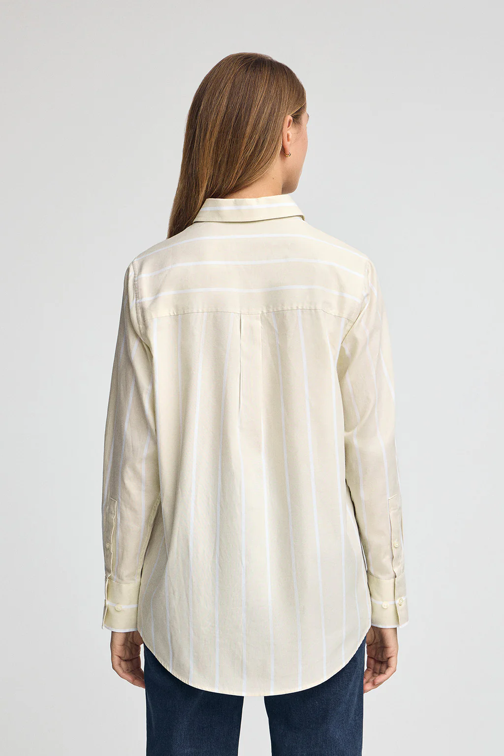 Camisa de rayas beige de corte relajado con logo Rigby Go - Image 4