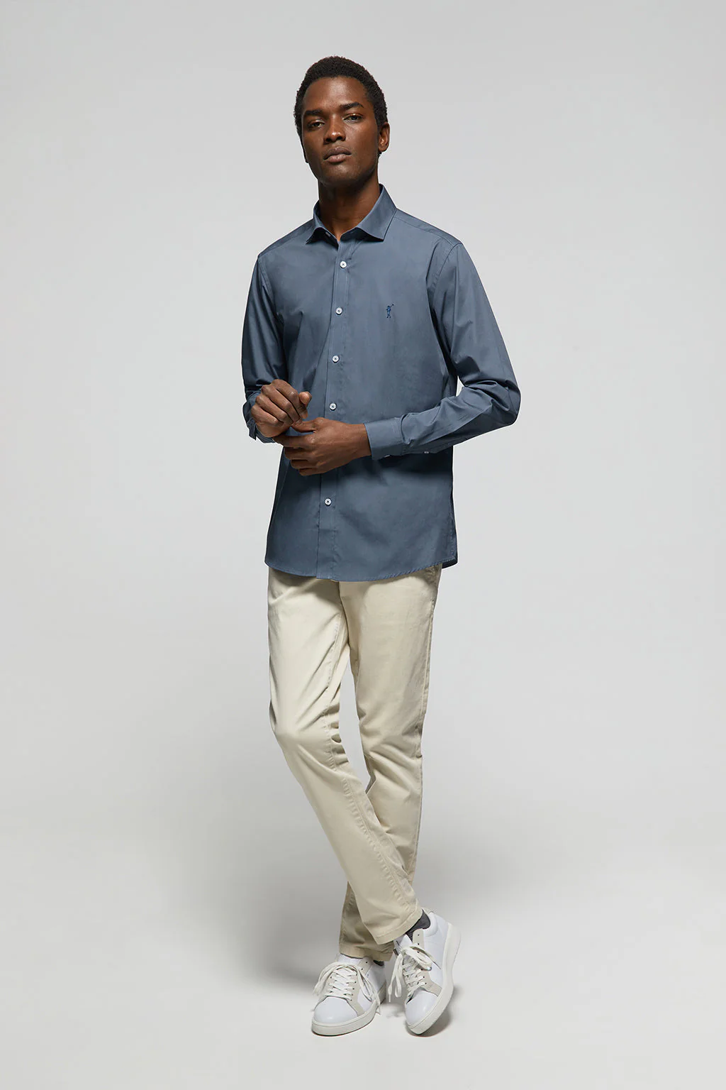 Camisa Slim de popelín azul denim con logo Rigby Go - Image 3