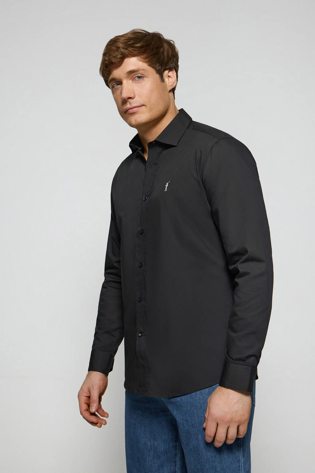 Camisa slim de popelín negra con logo bordado Rigby Go - Image 5
