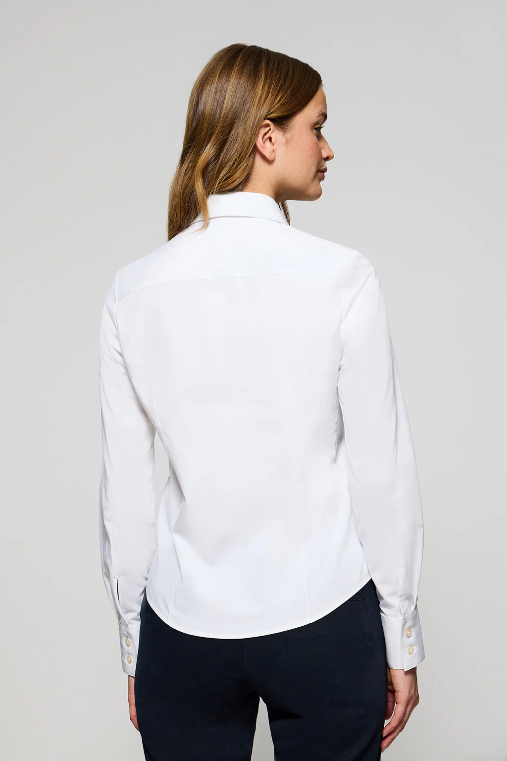 Camisa slim de popelín blanca con logo bordado Rigby Go - Image 4