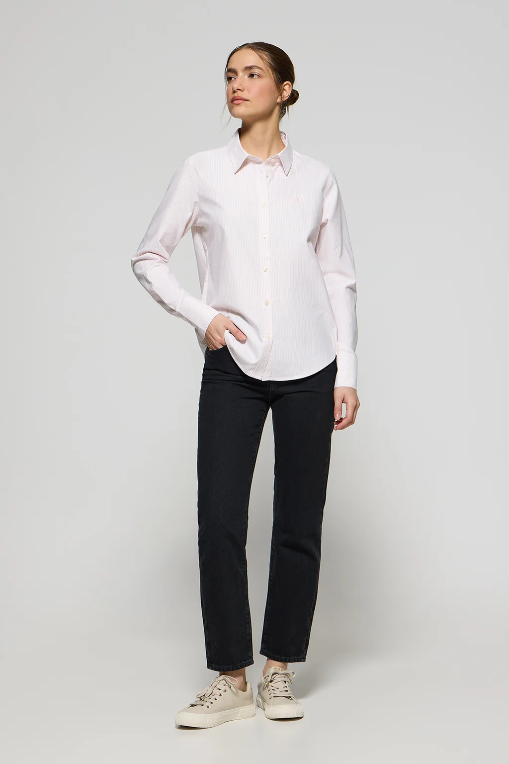 Camisa oxford de rayas rosas con logo Rigby Go - Image 4