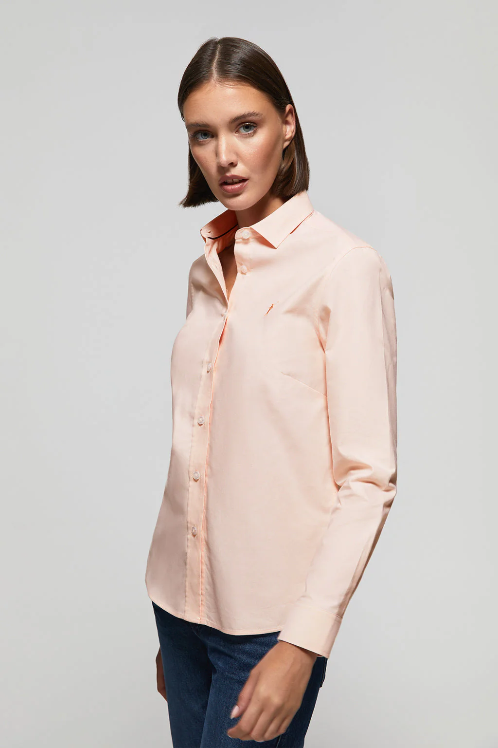 Camisa Oxford Regular fit color melocotón con logo Rigby Go - Image 4
