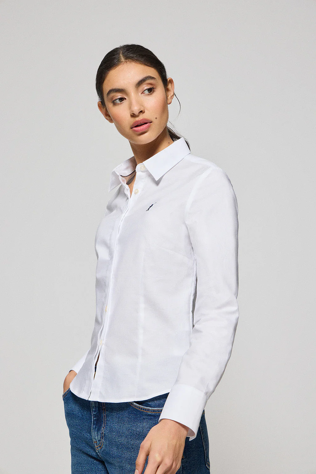 Camisa slim oxford blanca con logo bordado Rigby Go - Image 4