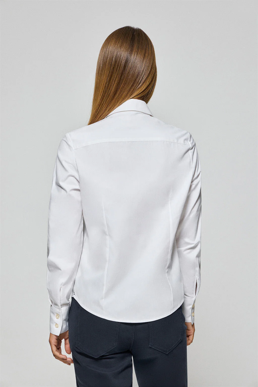 Camisa slim de popelín blanca con logo bordado Rigby Go - Image 4