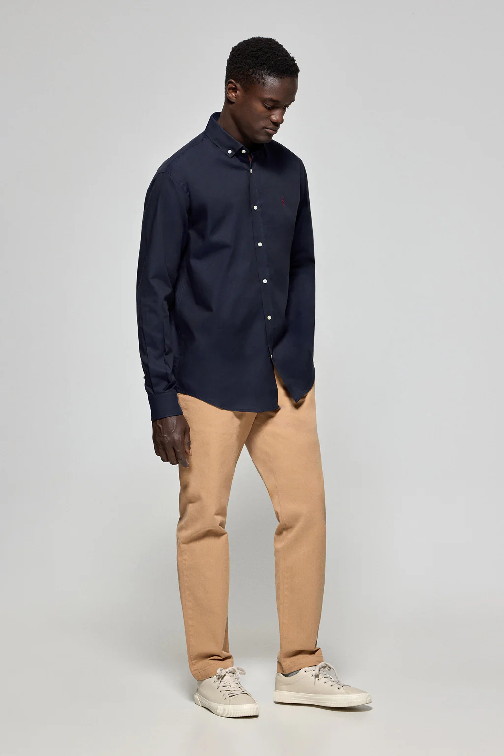 Camisa oxford Rio azul marino con bordado Rigby Go - Image 3