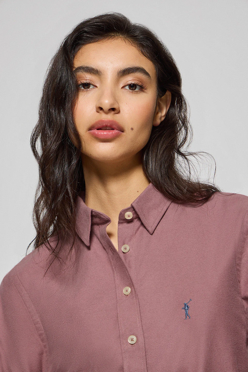 Camisa oxford Sabina burdeos con logo bordado Rigby Go - Image 2