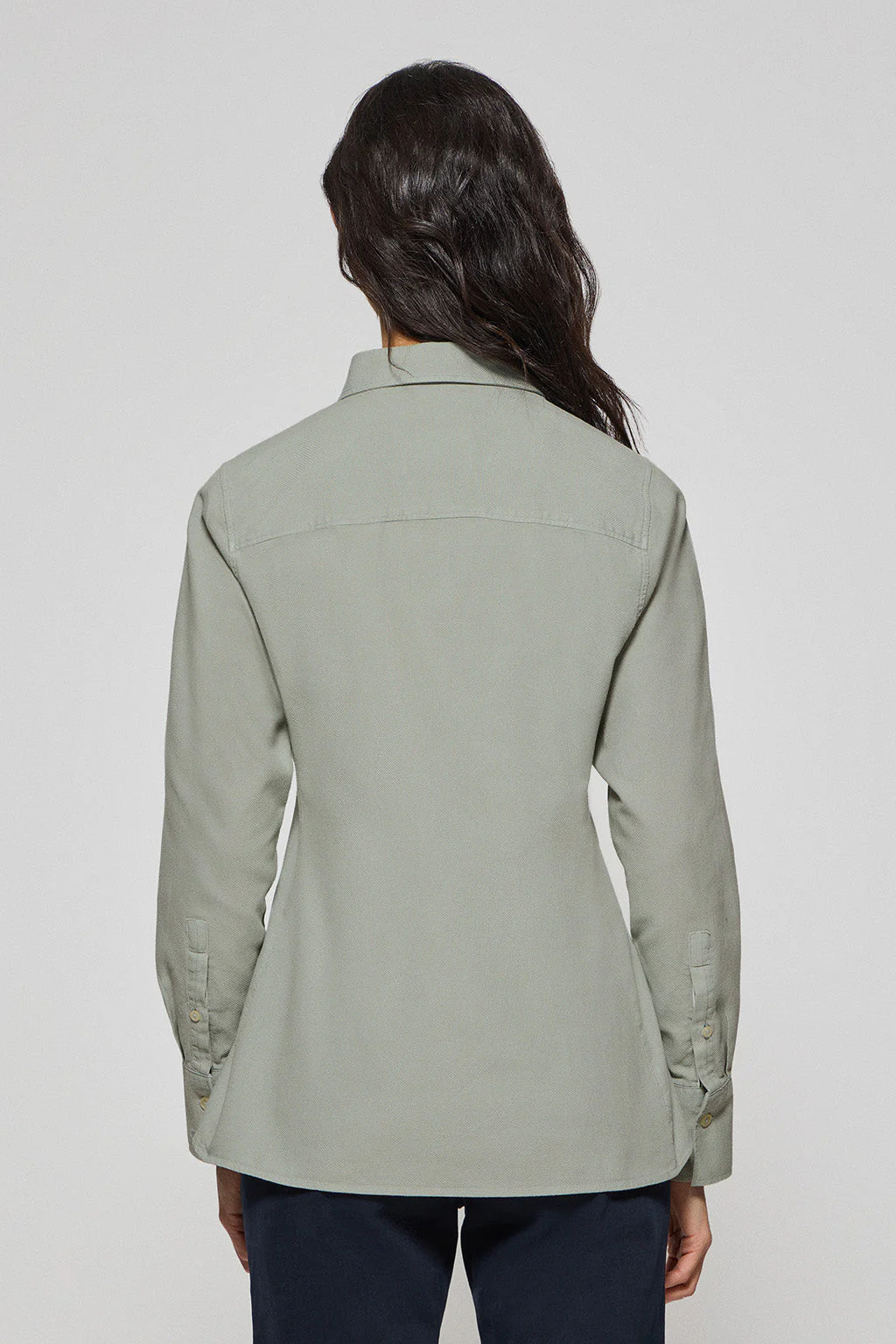 Camisa slim Sefora verde claro con logo Rigby Go - Image 5