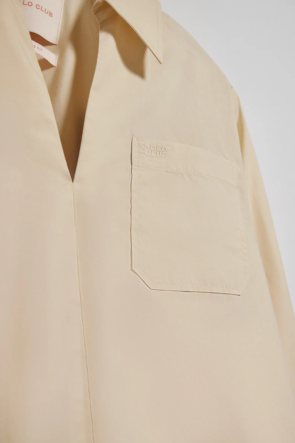 Blusa Solar color beige de algodón con detalle bordado - Image 7